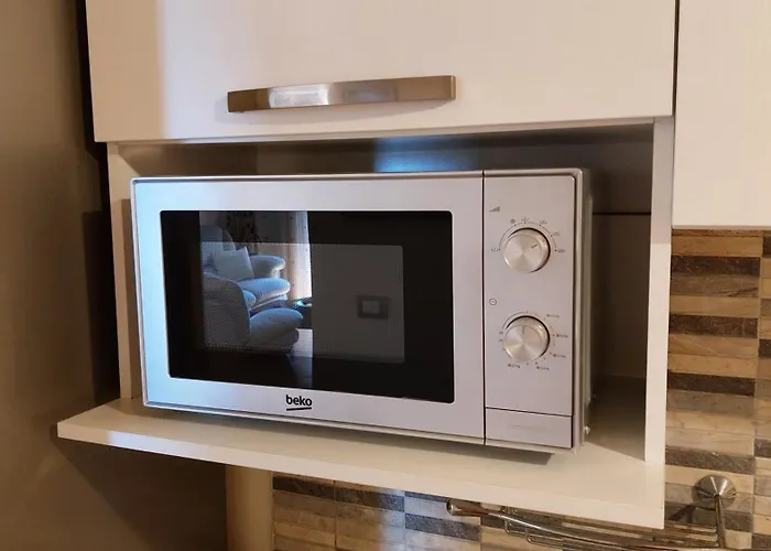 公寓 Oasis In The Heart Of 地拉那