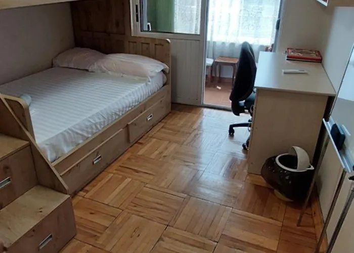 Oasis In The Heart Of 地拉那