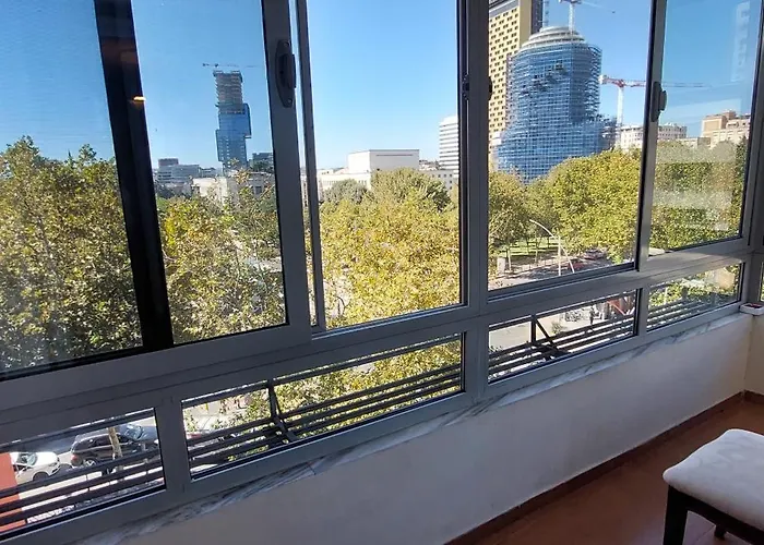 公寓 Oasis In The Heart Of 地拉那